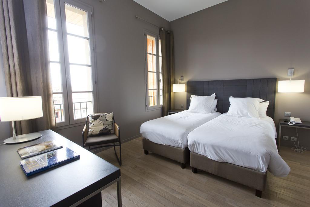 Grand Hotel De Castres Castres  Værelse billede